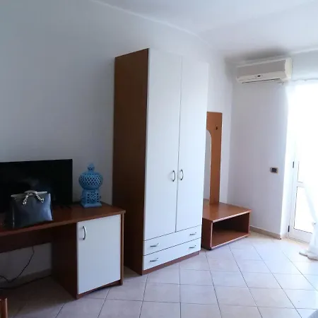 Grand Calabria Hostel Pietrapaola