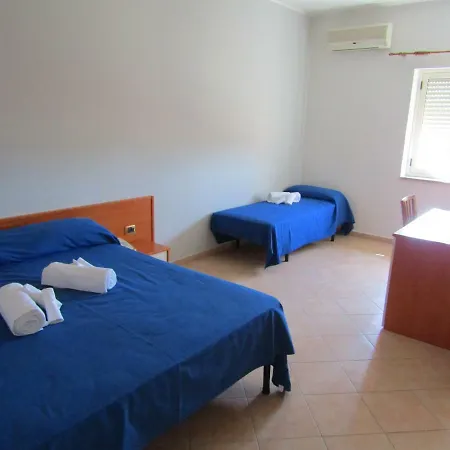 Hostel Grand Calabria *