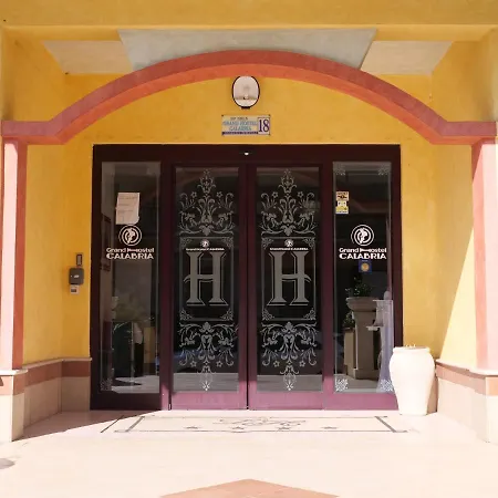 Vandrarhem Grand Calabria *