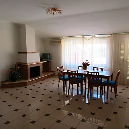 Hostel Grand Calabria