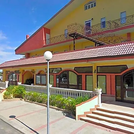 Grand Calabria Hostel
