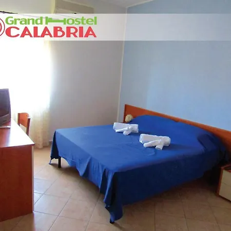 Grand Calabria Hostel Pietrapaola