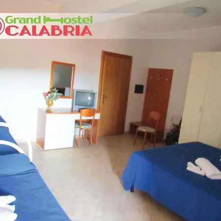 Hostel Grand Calabria *