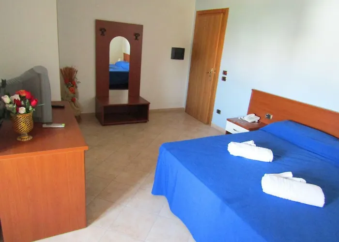 Grand Calabria 旅馆 *