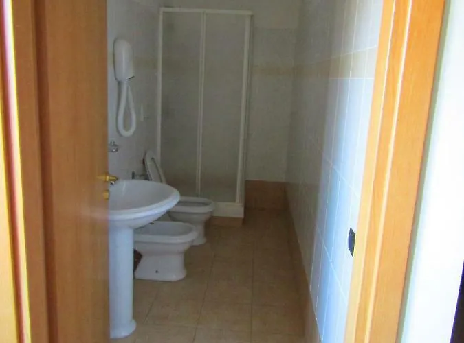 Grand Calabria 旅馆 *